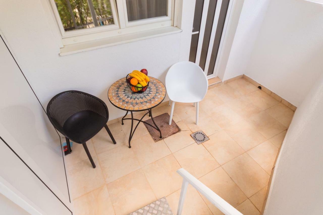 Apartmani Tref Petrovac Ngoại thất bức ảnh