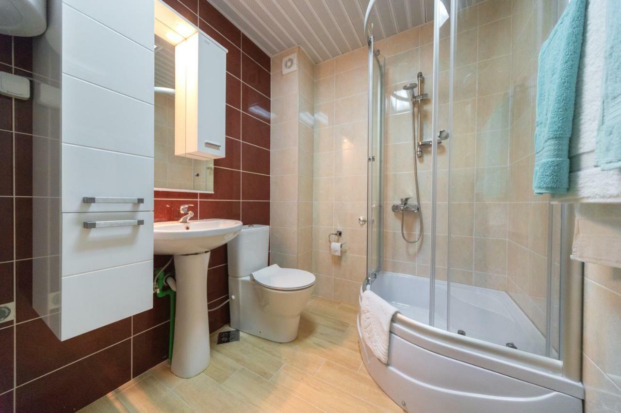 Apartmani Tref Petrovac Ngoại thất bức ảnh